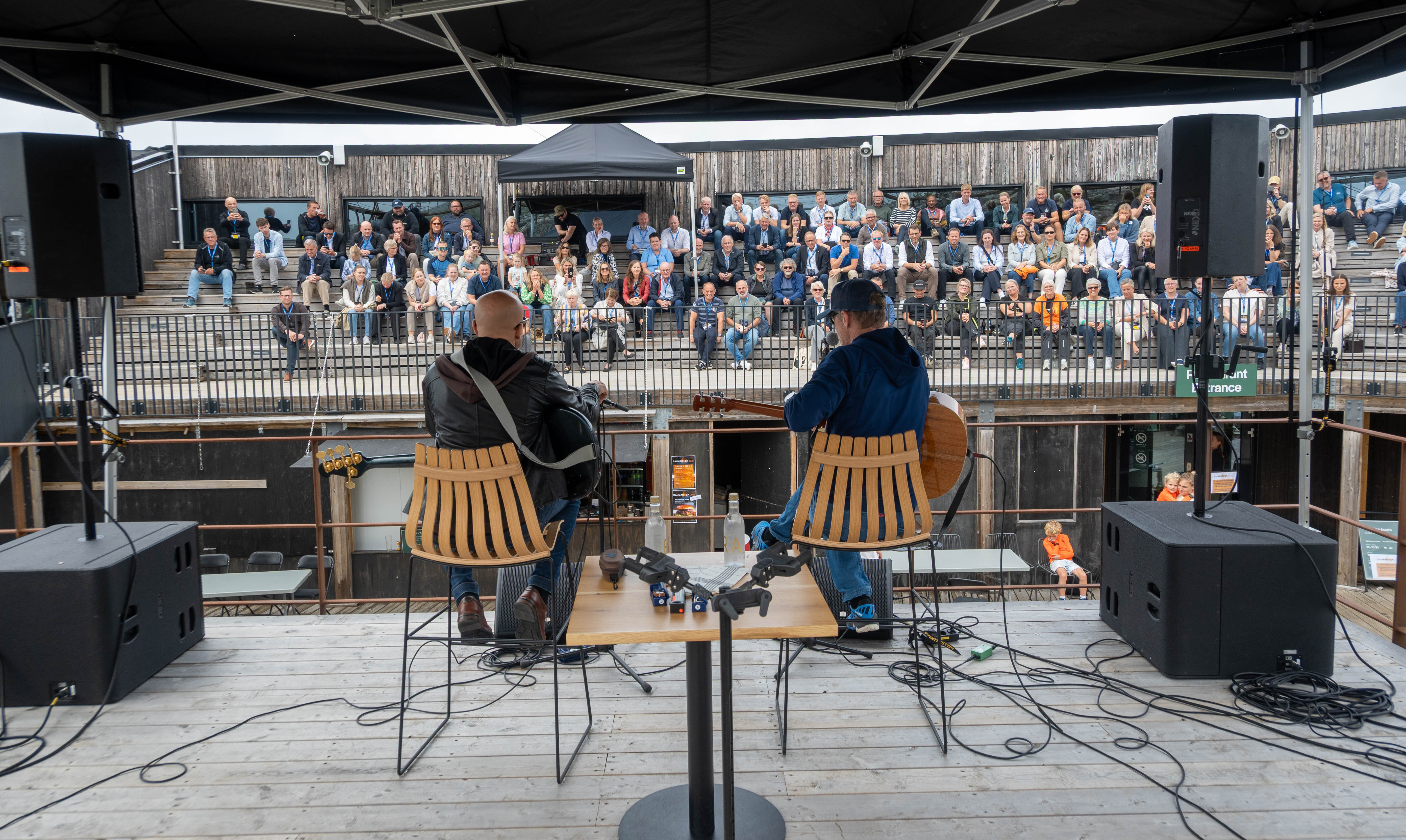 Konsert med Jo Nesbø og Lars Jones. Foto: Arne Rovick Konsert med Jo Nesbø og Lars Jones. Foto: Arne Rovick